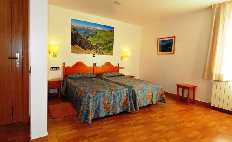 Hotel Lacreu 3*